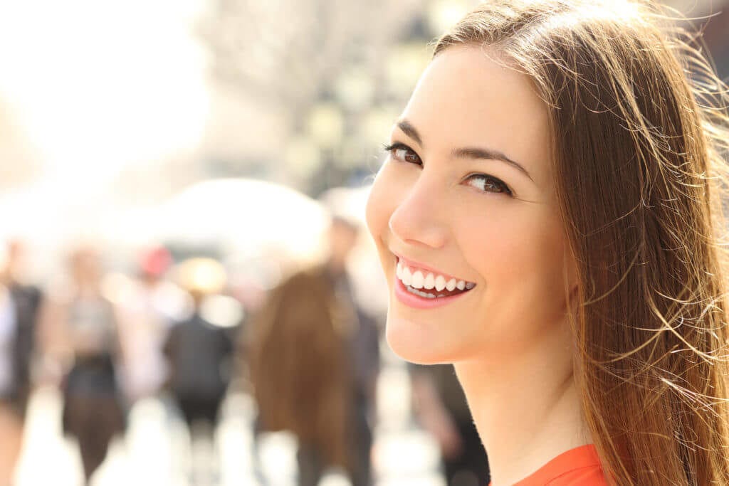 72-1-1024×683 Smiling woman headshot