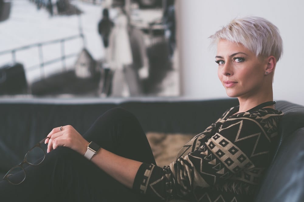 three-things-dont-know-juvederm-voluma Short-haired woman sitting on couch